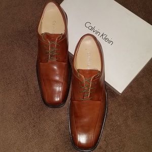 Calvin Klein Tan "HORATIO" Dress Shoes - Size 9.5M